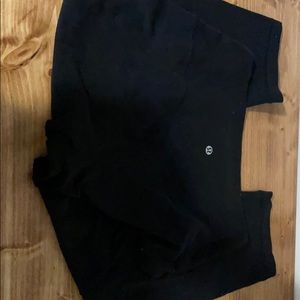 Lulu lemon size 6 capris
